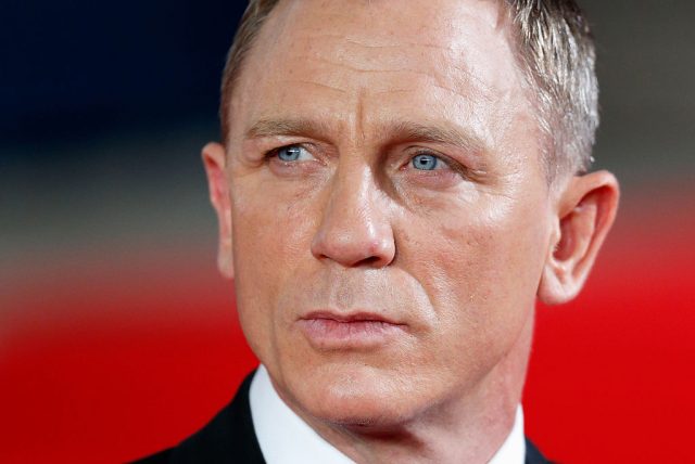 Daniel craig attends the royal film performance of ‘spectre’ at the royal albert hall on october 26, 2015 in london, england. (photo credit: max mumby/indigo/getty images)