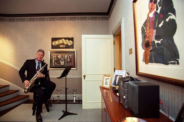 Bill Clinton in the White House Music Room (Photo Credit: Bob McNeely and White House Photograph Office – Clinton Digital Library, Public Domain)