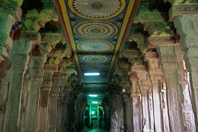 1000 pillar hall Meenakshi Temple 