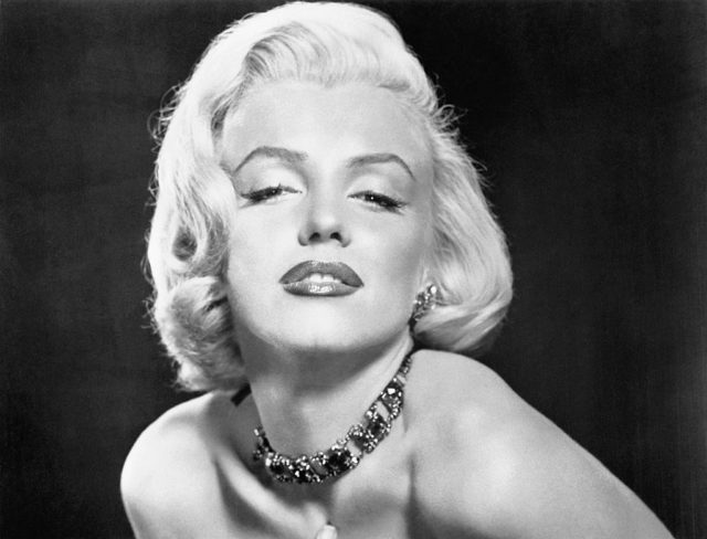 Marilyn Monroe in a strapless dress 1950s