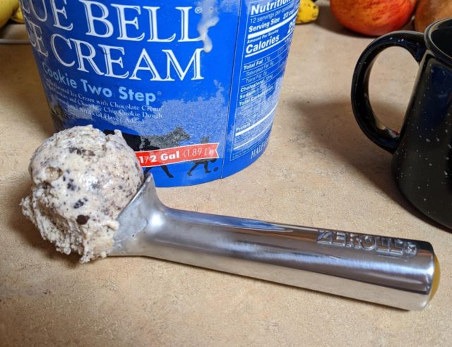 Zeroll ice cream scoop 