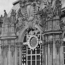 Meissen chime at the Zwinger