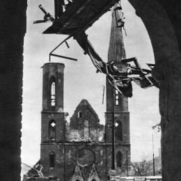 Sophie-Church after the bombing