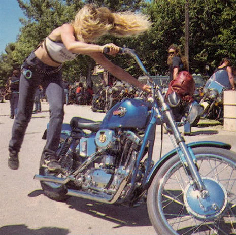 Some 70s Harley kickstarting action