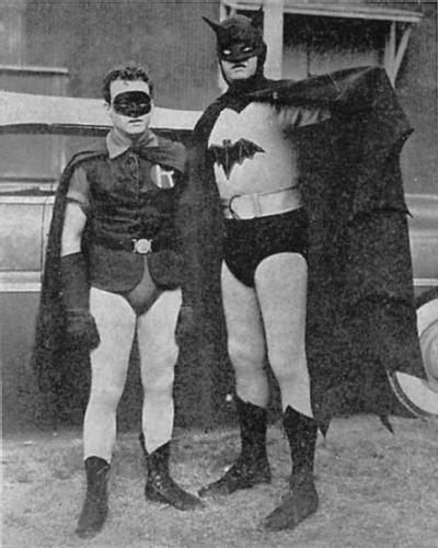 Batman and Robin, 1943 (4)
