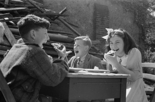 Farringdon School-Turned-Feeding Center (1941)