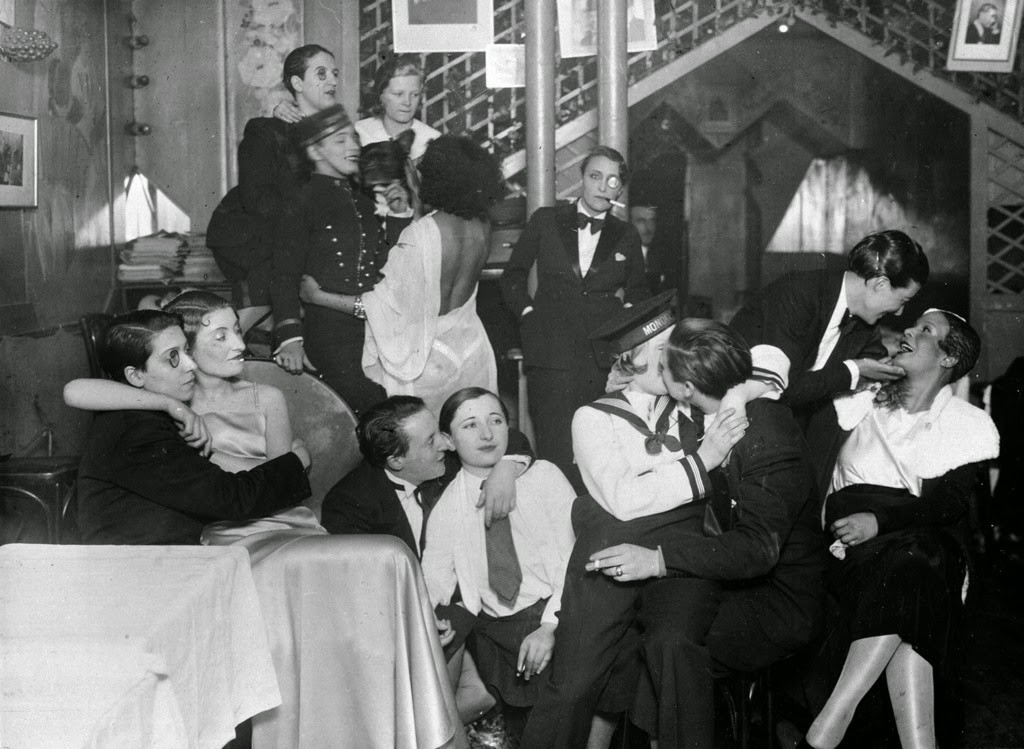 Le Monocle - Special lesbians cabaret in Montmartre. Paris, 1930. Photo by Albert Harlingue.