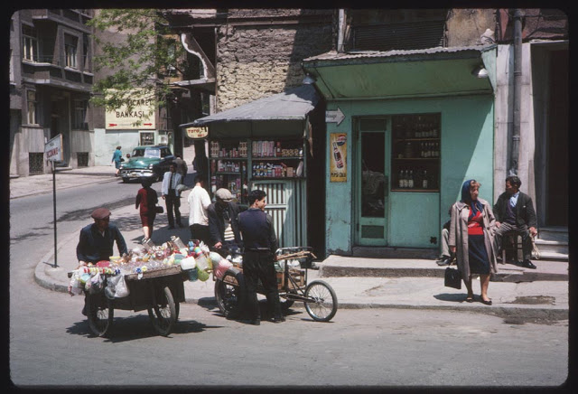 Color Photos of Istanbul in 1965 (16)