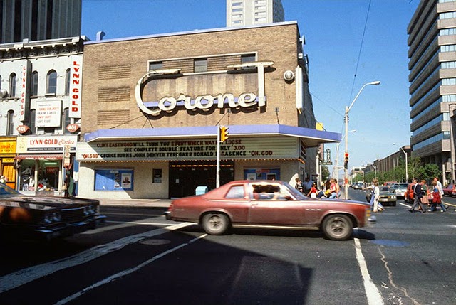 Yonge Street, Toronto in the 1970s (18)