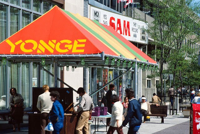 Yonge Street, Toronto in the 1970s (6)