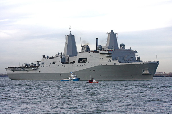 1024px-USS_New_York_in_the_Hudson_River_200911