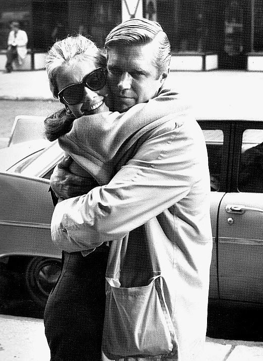 Audrey Hepburn and George Peppard behind the scenes of Breakfast at Tiffany’s, 1961.