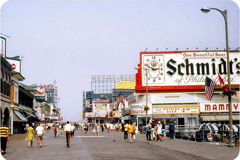 Atlantic City 1960s - Boardwalk - Schmidt's Beer.