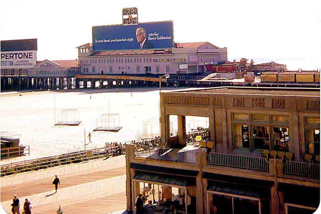 Atlantic City 1960s - Boardwalk - Schmidt's Beer.