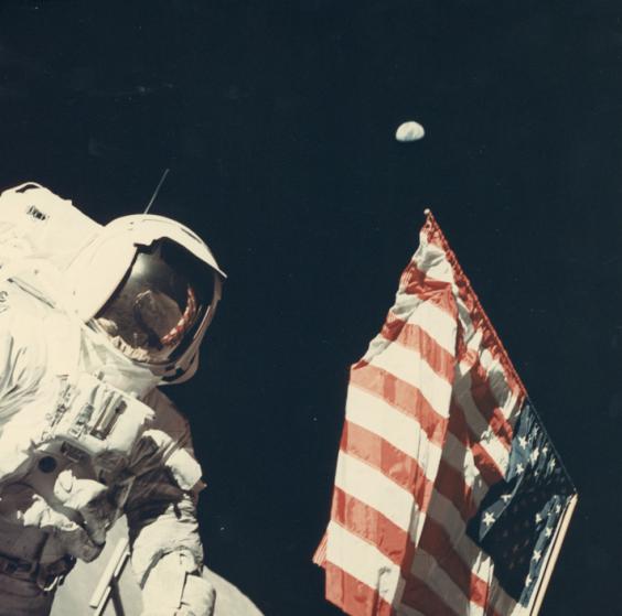 Harrison Schmitt carries the US flag during the Apollo 17 mission in 1972. Photo by Bloomsbury Auctions