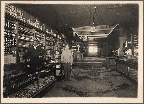 A late-Victorian store interiors