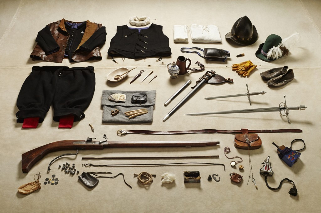 This is a kit from 1588, and is the first in the series that includes a gun.