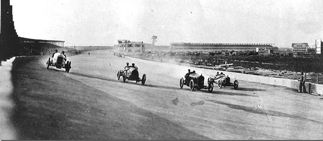 The Sioux City Speedway race, July 4, 1914
