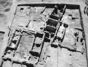 An aerial photograph of Hamoukar which provides archaeologists a better view and interpretation of the site. source