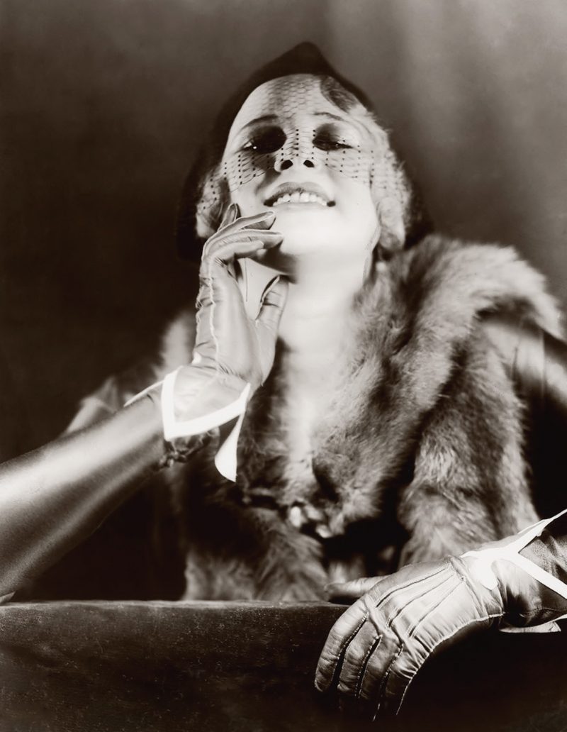 Ziegfeld Model - Non-Risque - by Alfred Cheney Johnston. Restored by Nick and jane. Enjoy!