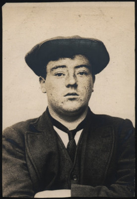 Thomas Dodds, labourer, arrested for robbery, 3 October 1914