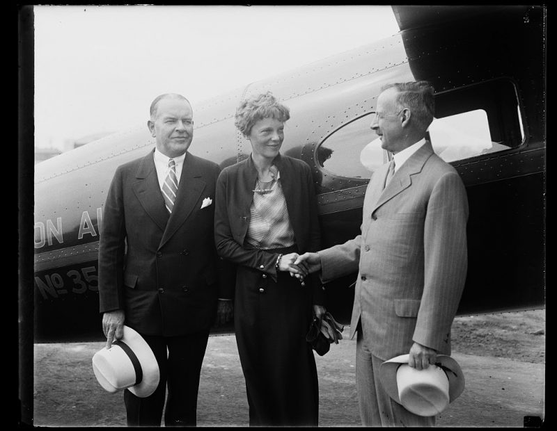 Amelia Earhart, 1932 