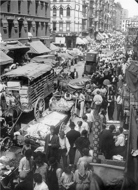 Hester Street market in Lower Manhattan, NY, 1903