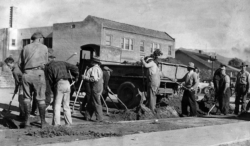 Jan. 4, 1934: Civil Works Administration men from Pasadena help clear Honolulu Ave. in Montrose following flooding during New Year Eve rain storm. This photo was published in the Jan. 5, 1934 Los Angeles Times.