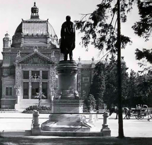 Peter Preradovic Monument, 1895