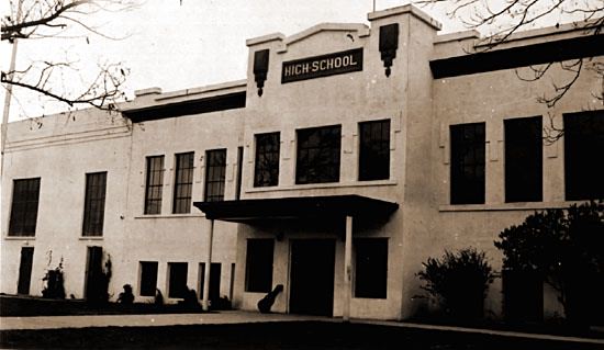 Hanford High School, shown before residents were displaced by the creation of the Hanford Site