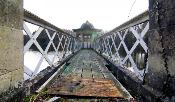 Wright built this pontoon and conservatory in the middle of a lake, just one of several item he built, including a velodrome, theatre, private hospital and stables for 50 horses