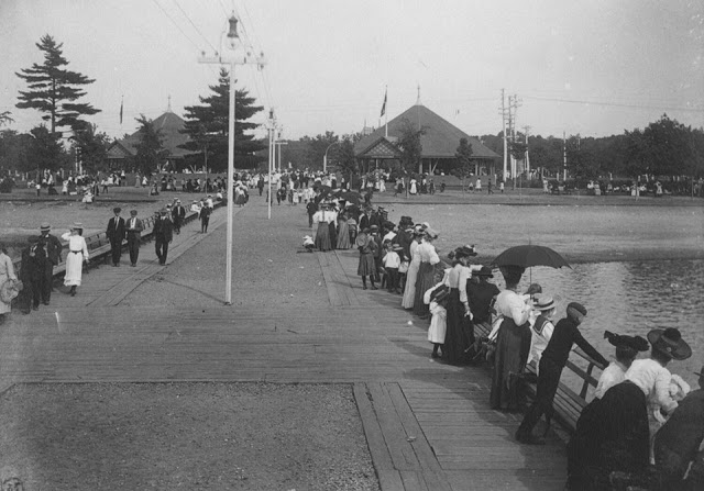 Britannia Beach, Ottawa, ca. 1900s