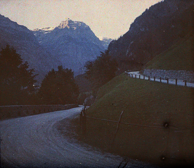 The To╠êdi from the road Clausen, Canton of Uri, Switzerland, 26 July 1927
