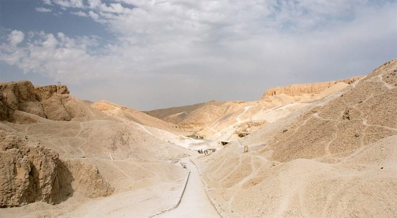 A view of the Valley of the Kings, the burial place of rulers from Egypt's New Kingdom period (ca. 1550-1070 B.C.), including Merenptah. Wikimedia Commons