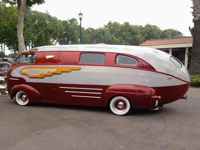 1937 Motorhome Dubbed the Zeppelin. source