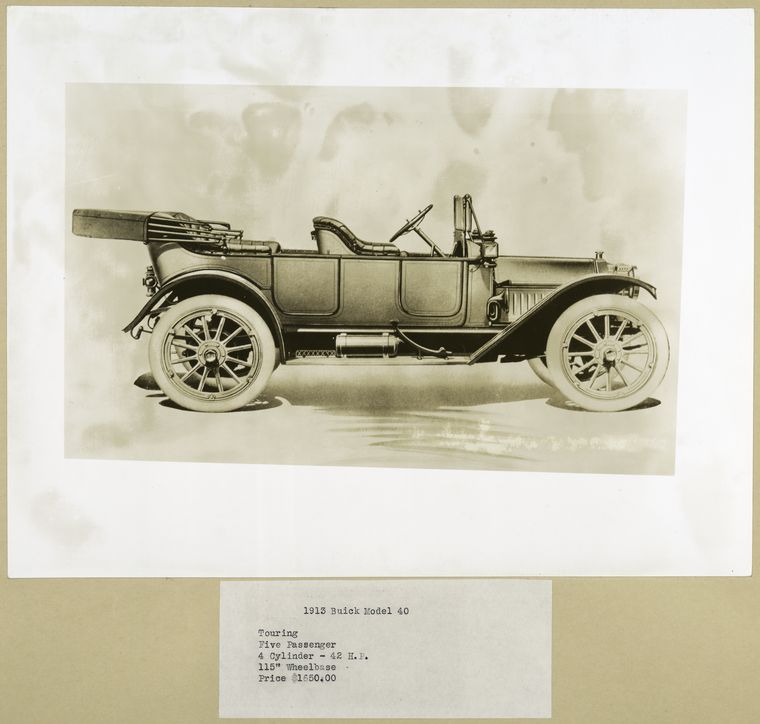 1913 Buick Model 40 – Touring – five passenger.