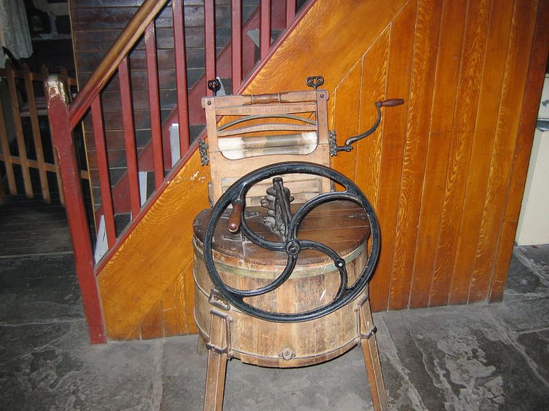 19th-century Metropolitan washing machine.Source