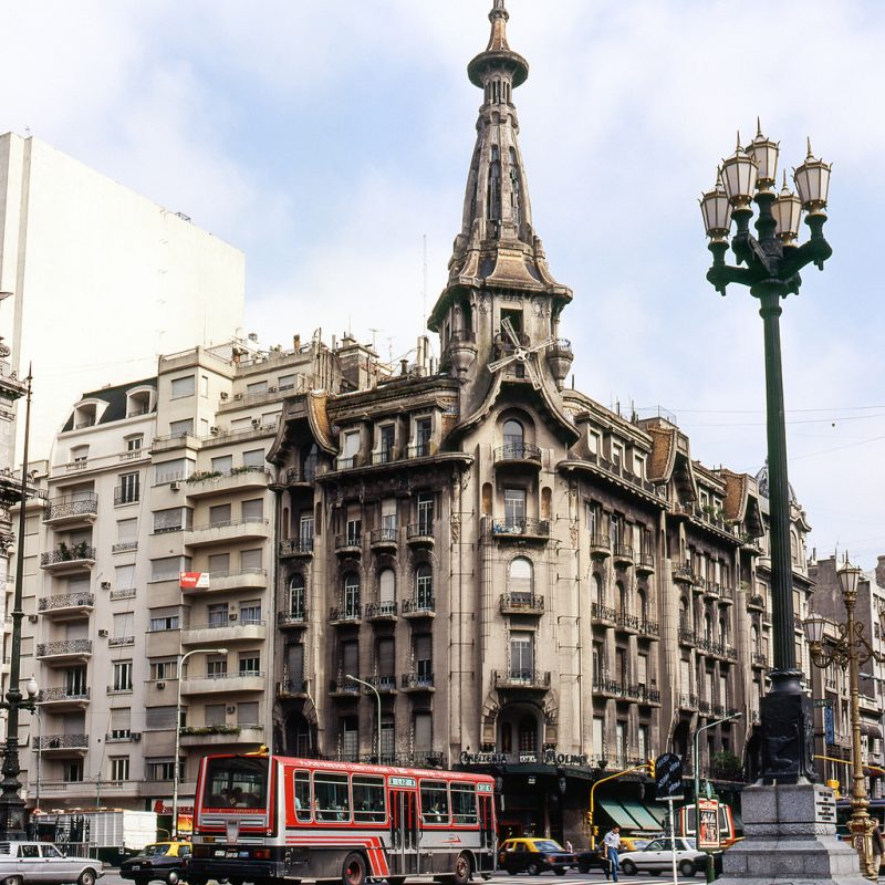 Buenos Aires, Argentina - 1985)