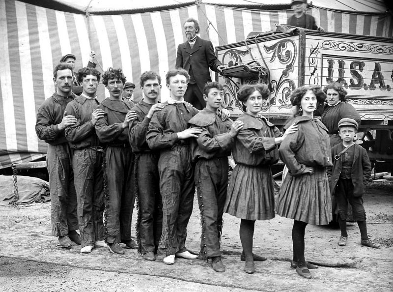 Performers with Buff Bill's Circus.1910