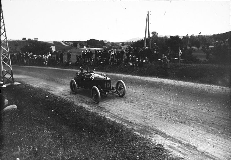 Ralph DePalma at the 1914 French Grand Prix. source