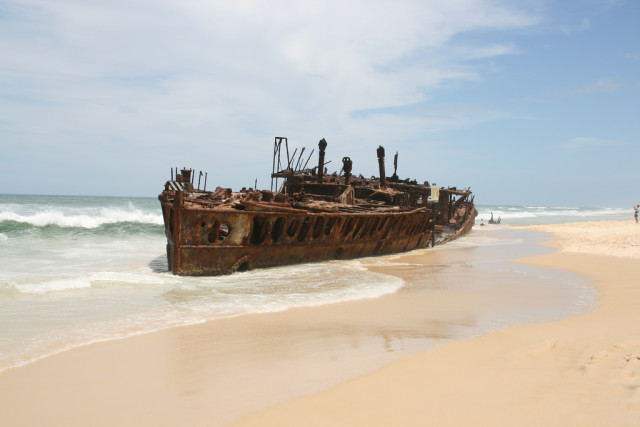 She was washed ashore on Fraser Island by a cyclone in 1935 where the disintegrating wreck remains as a popular tourist attraction. source: Michael/Flickr