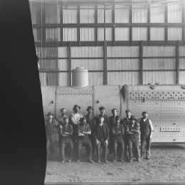  Clyde-employees-next-to-railway-locomotive-boiler / Clyde Collection Glass Plate Negatives