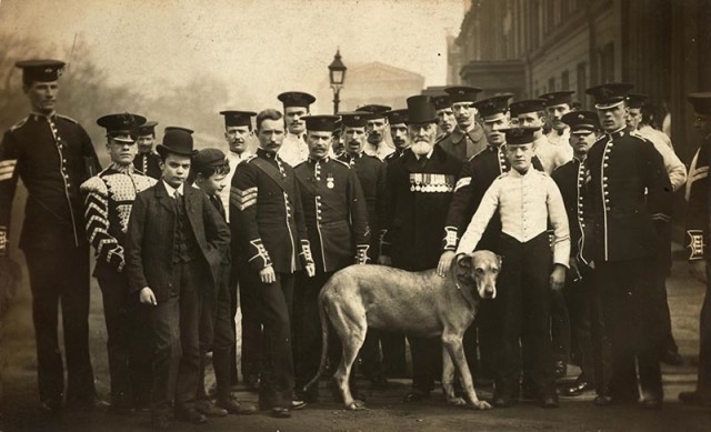 Group photograph with Irish Guards on St Patrick’s Day, Wellington Barracks, 1908.