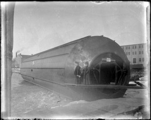 Knapp’s roller boat, in Prescott, Ontario. source