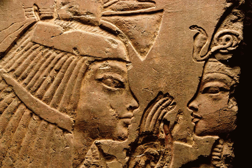 Maia and Tutankhamun Source