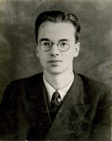 Police photograph of Klaus Fuchs c. 1940.