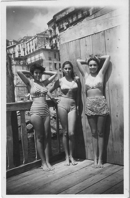 Young women of Naples in swimsuit, Italy 1948.source