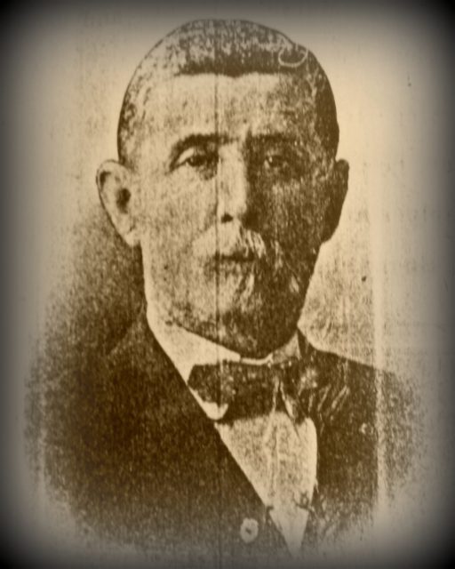 Major Hanson Walker Hunter. He served as Marshall Co. Assessor , Deputy Sheriff, Sheriff and organized several banks where he served as cashier. He was member of the group that persuade the Fostoria Glass Company to relocate from Fostoria, Ohio to Moundsville, West Virginia. Source