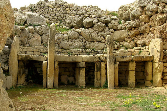 Altars, Ggantija. Source