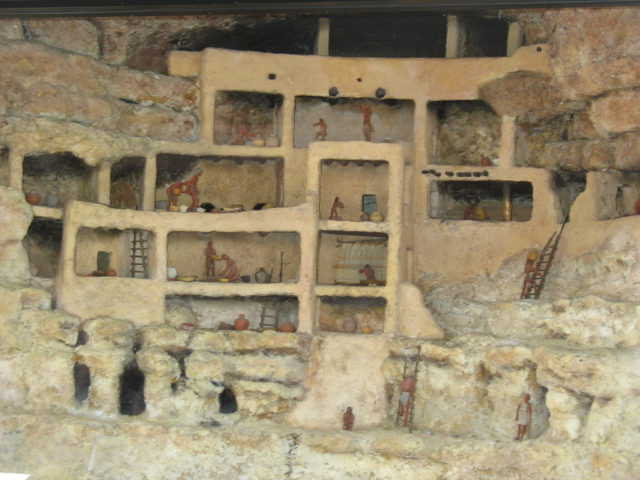 Diorama showing life inside Montezuma Castle. A replica, complete with furnishings and residents, in miniature. Source